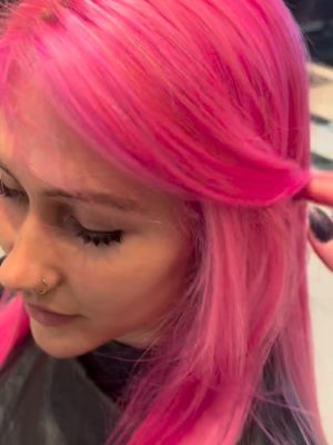 Pink Pop @marianilastockholm was glazed over a Full head of Micro foils by Premier stylist Viki to create a scalp bleach feel . Lot of work but what a result Viki has an open book and is welcoming new and existing Clients at Luxe you’ll love her #chatswoodchase #sydneysalon #chatswoodhairsalon #pinkhaircolor #pinkhairedgirl